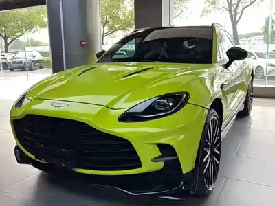 Aston Martin DBX 2023