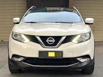 Nissan Qashqai 2015