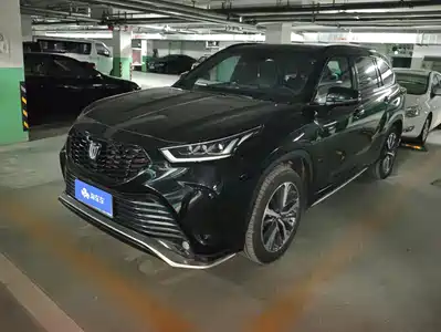 Toyota Crown Kluger 2024