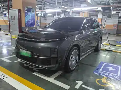 Li Auto L9 2025