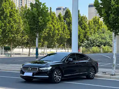Volvo S90 2023