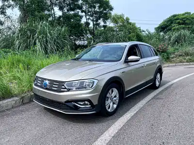 Volkswagen C-TREK 2017