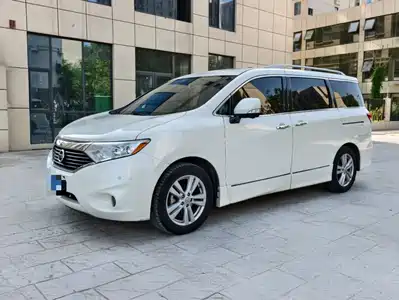 Nissan Quest 2016