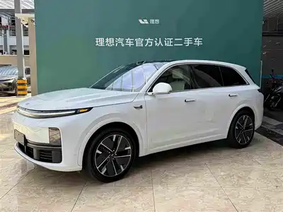 Li Auto L7 2025