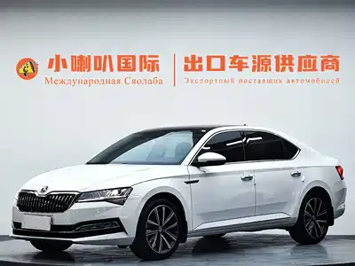 Škoda Superb 2023