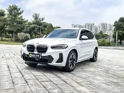 BMW iX3 2024