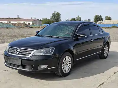 Volkswagen Passat Lingyu 2011