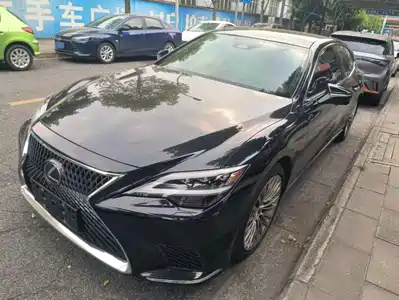 Lexus LS 2024