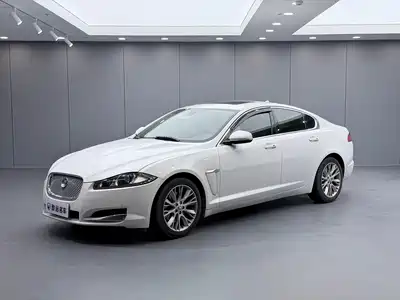 Jaguar XF 2013