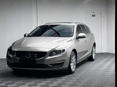 Volvo V60 2016