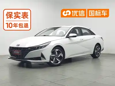 Hyundai Elantra 2022