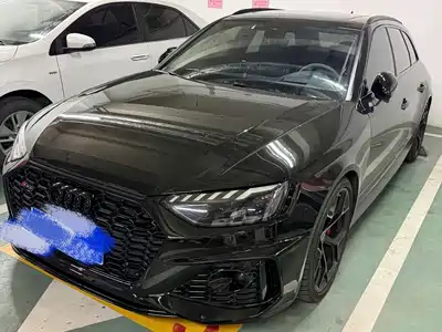 Audi RS 4 2025