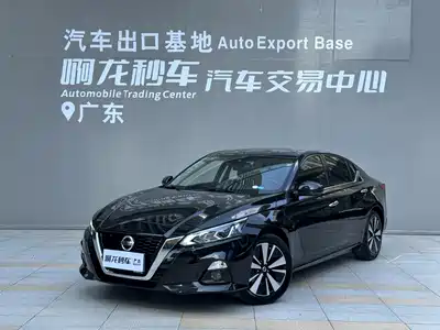 Nissan Teana 2022