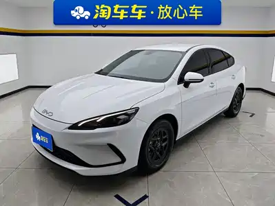 BYD Seal 05 DM-i 2025