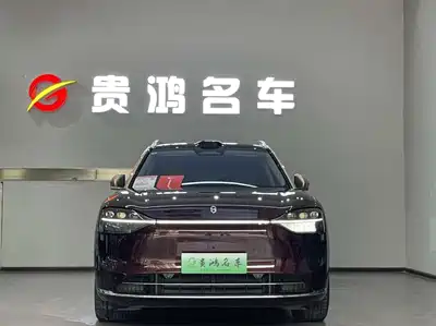 AITO Wenjie M9 2025