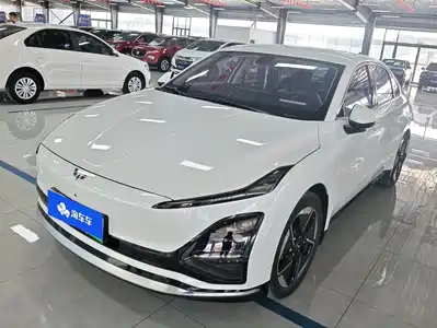 Wuling Motors Starlight 2024