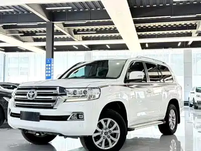 Toyota Land Cruiser (Import) 2018