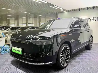 AITO Wenjie M9 2024