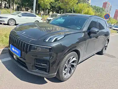 Lynk & Co 09 EM-P 2022