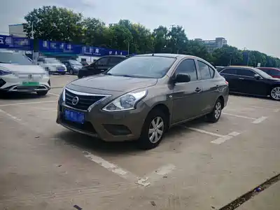 Nissan Sunny 2016