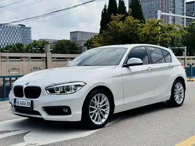 BMW 1 Series (Import) 2016