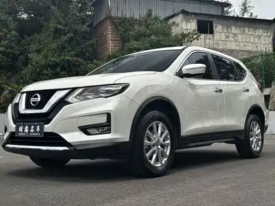 Nissan X-Trail 2025