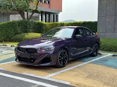 BMW M240i 2025