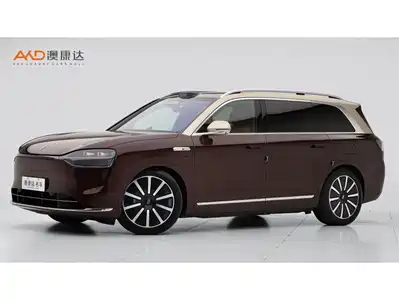 AITO Wenjie M9 2025