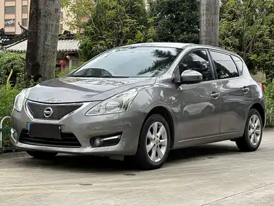 Nissan Tiida 2014