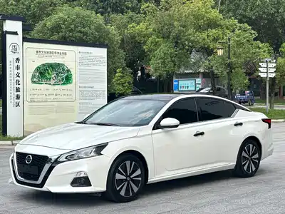 Nissan Teana 2022