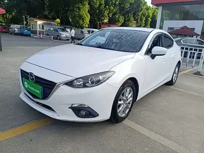 Mazda Mazda3 Axela 2015