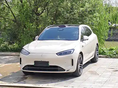 AITO Wenjie M5 2025