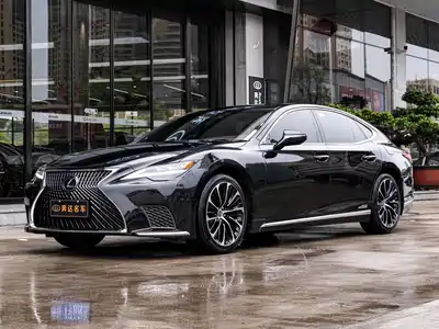 Lexus LS 2022