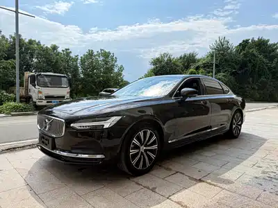 Volvo S90 2022