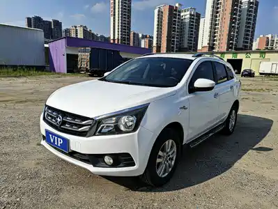 Venucia T70 2017