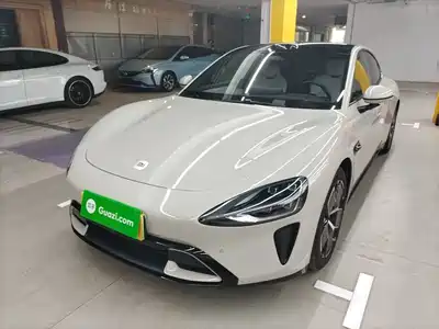 Xiaomi Auto SU7 2024