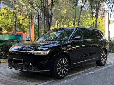 AITO Wenjie M9 2024