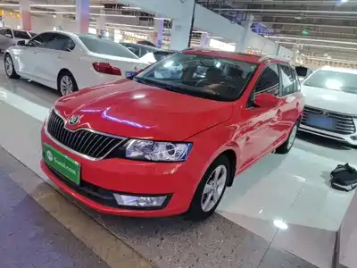 Škoda Rapid Spaceback 2014