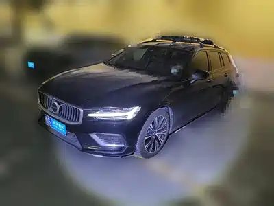 Volvo V60 2024