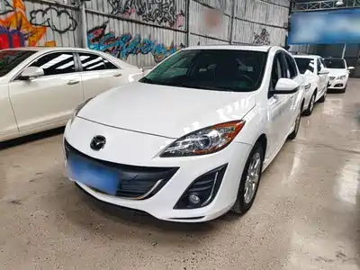 Mazda Mazda3 Axela 2015