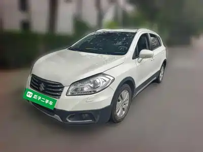Suzuki SX4 S-Cross 2015