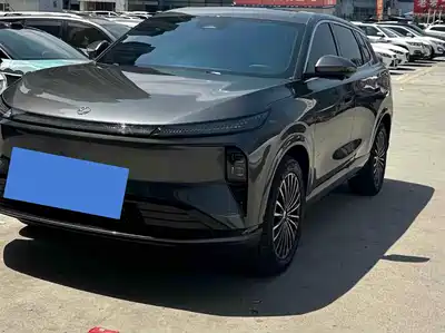 Dongfeng Aeolus L8 2025