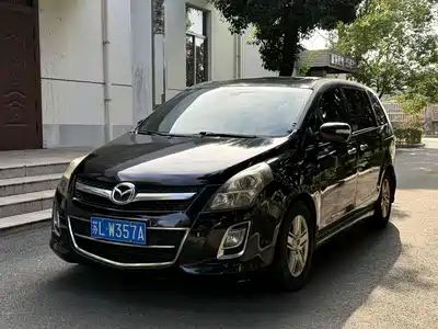 Mazda 8 2011