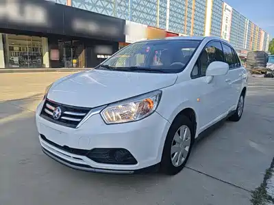 Venucia D50 2015
