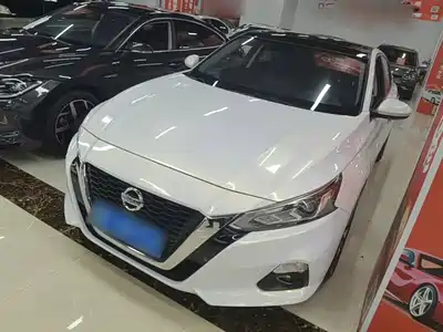 Nissan Teana 2022