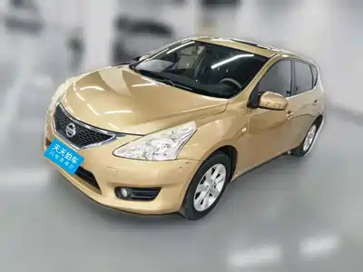 Nissan Tiida 2013