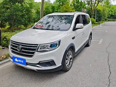 Dongfeng Fengxing SX6 2016