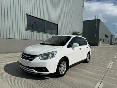 Venucia R50 2016