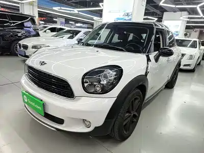 MINI COUNTRYMAN 2016