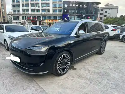 AITO Wenjie M9 2025